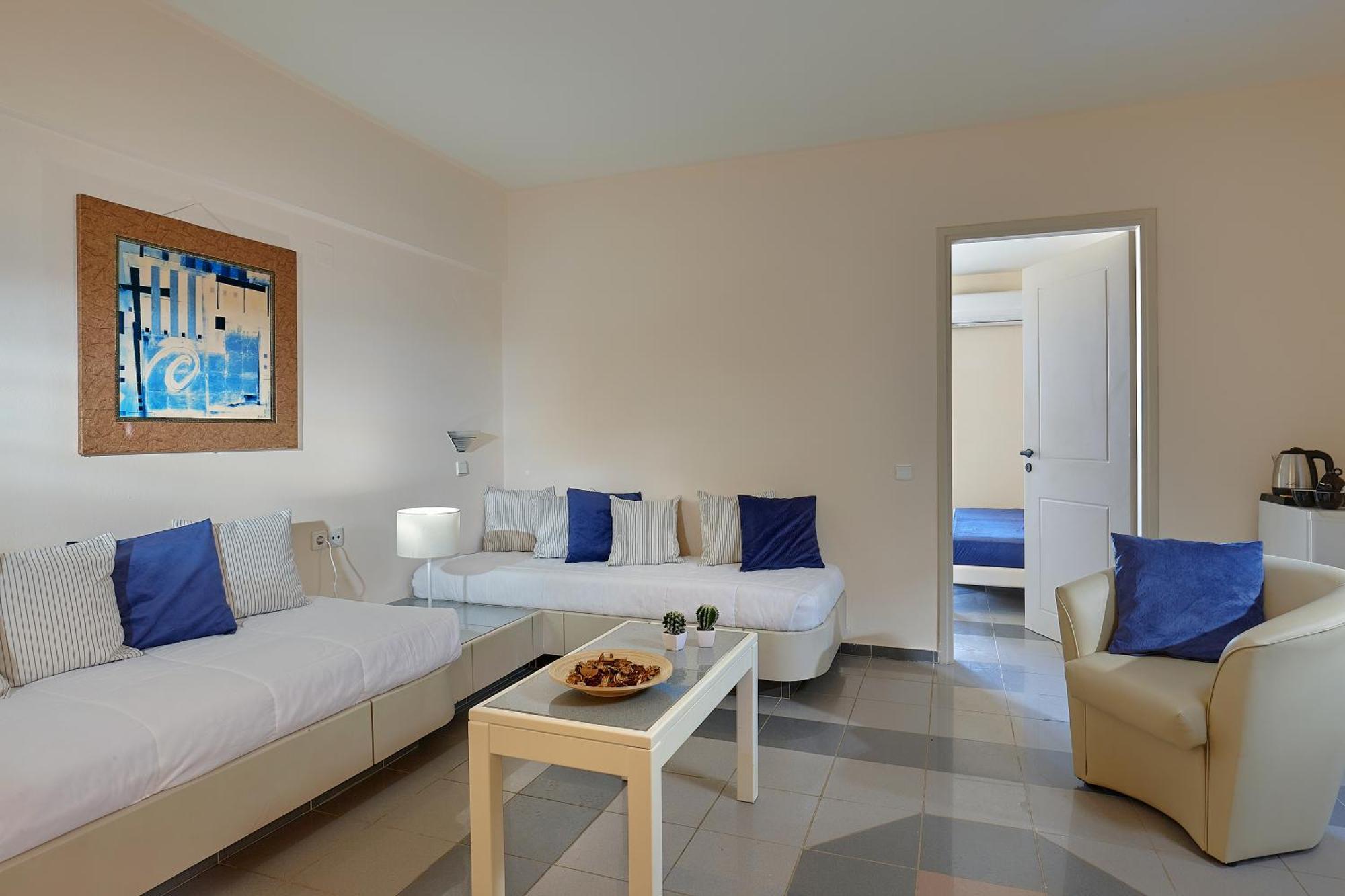 St Constantin Sea Hotel & Spa Resort Goúvai Ngoại thất bức ảnh